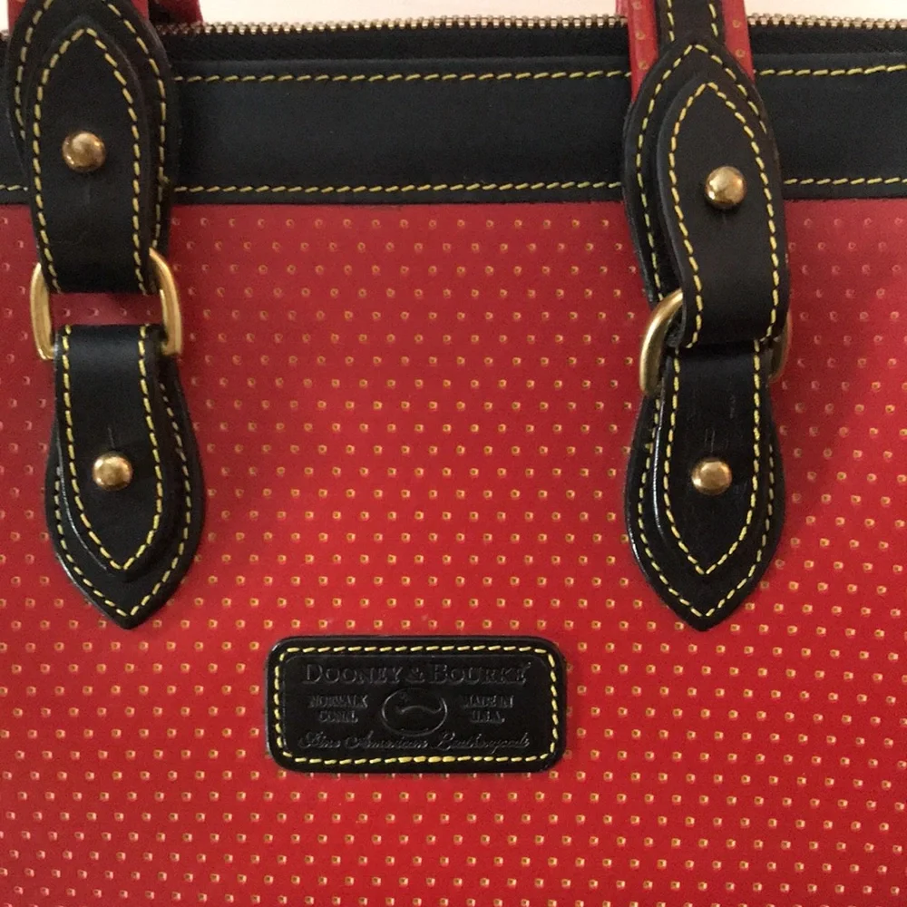 Dooney & Bourke Satchel‎ Red Black Perforated Leather Vintage USA Old Money